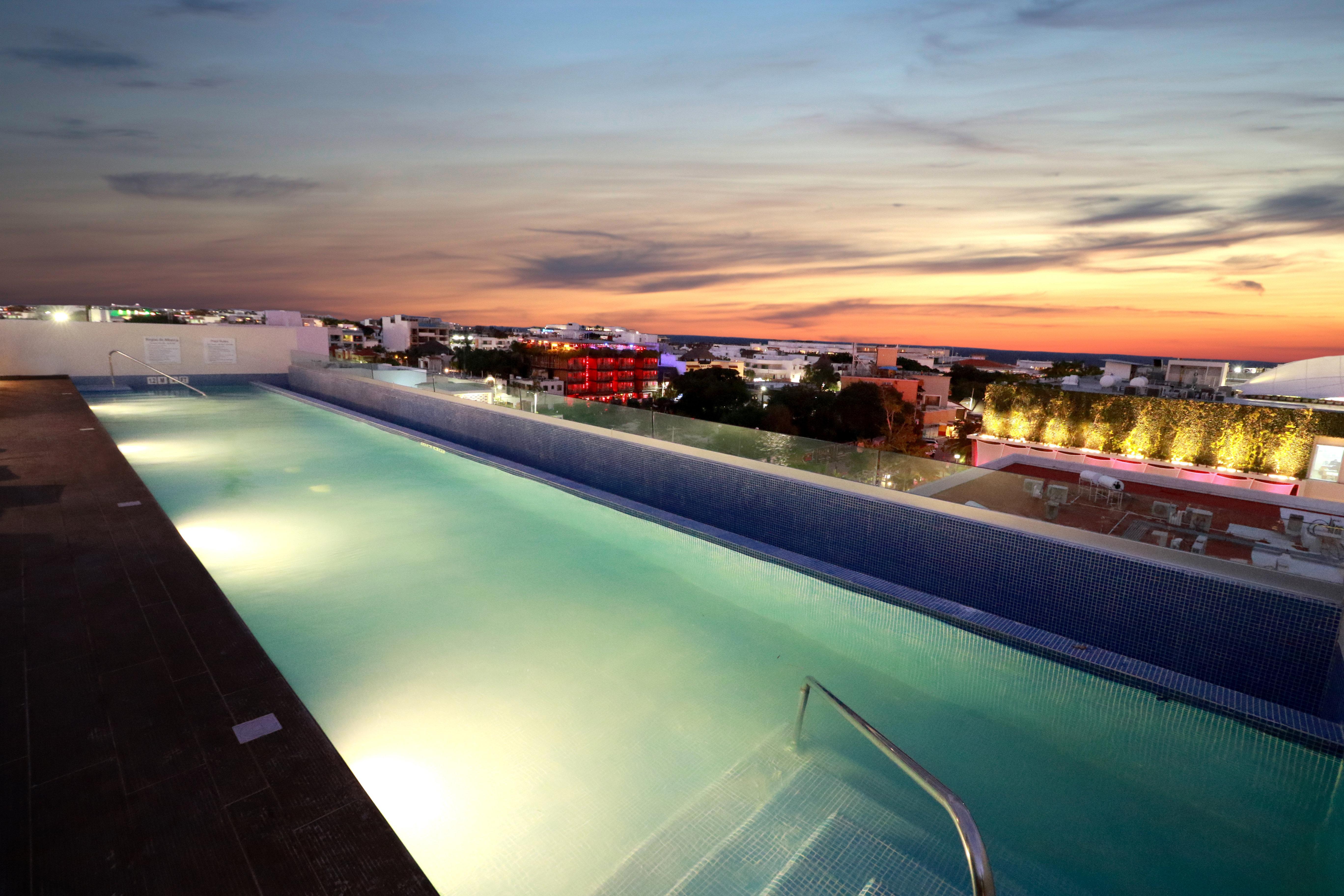 Holiday Inn Express&Suites - Playa del Carmen, an IHG Hotel Exterior foto